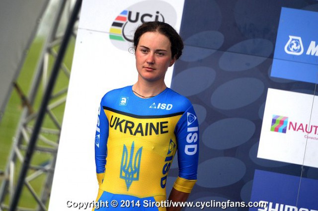 Украинская велогонщица Анна Соловей
